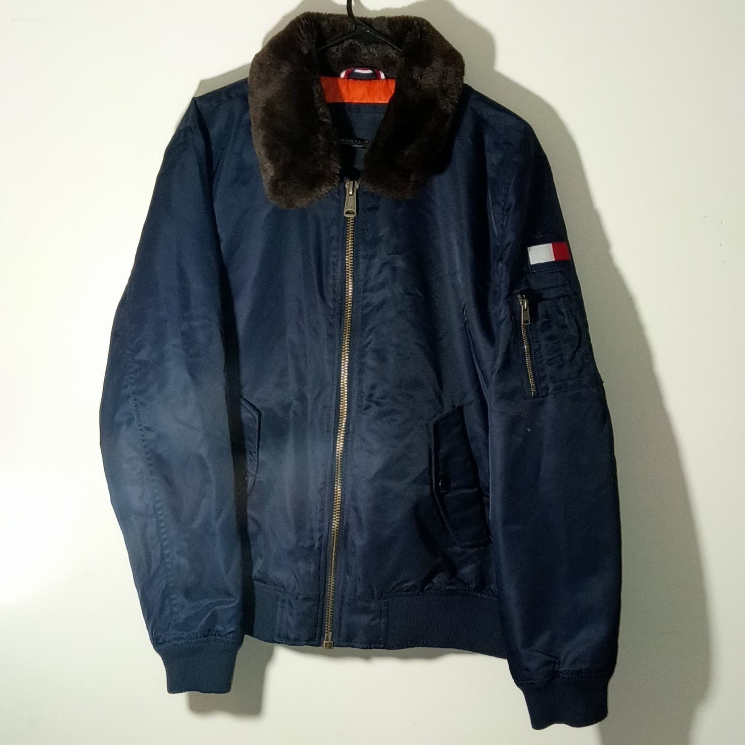 TOMMY HILFIGER REMOVABLE FAUX FUR MENS FULL ZIP BOMBER LOGO JACKET SZ: large