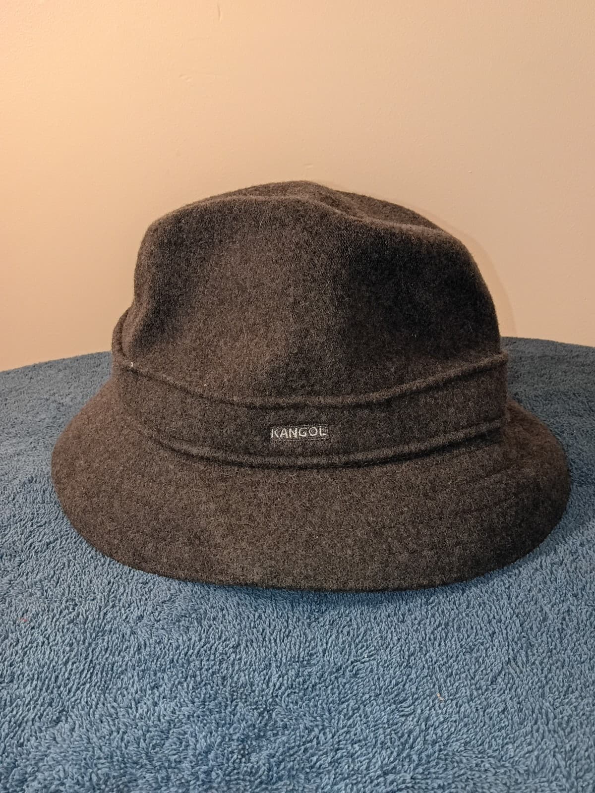 Kangol hat made of wool gaffer trilby size large