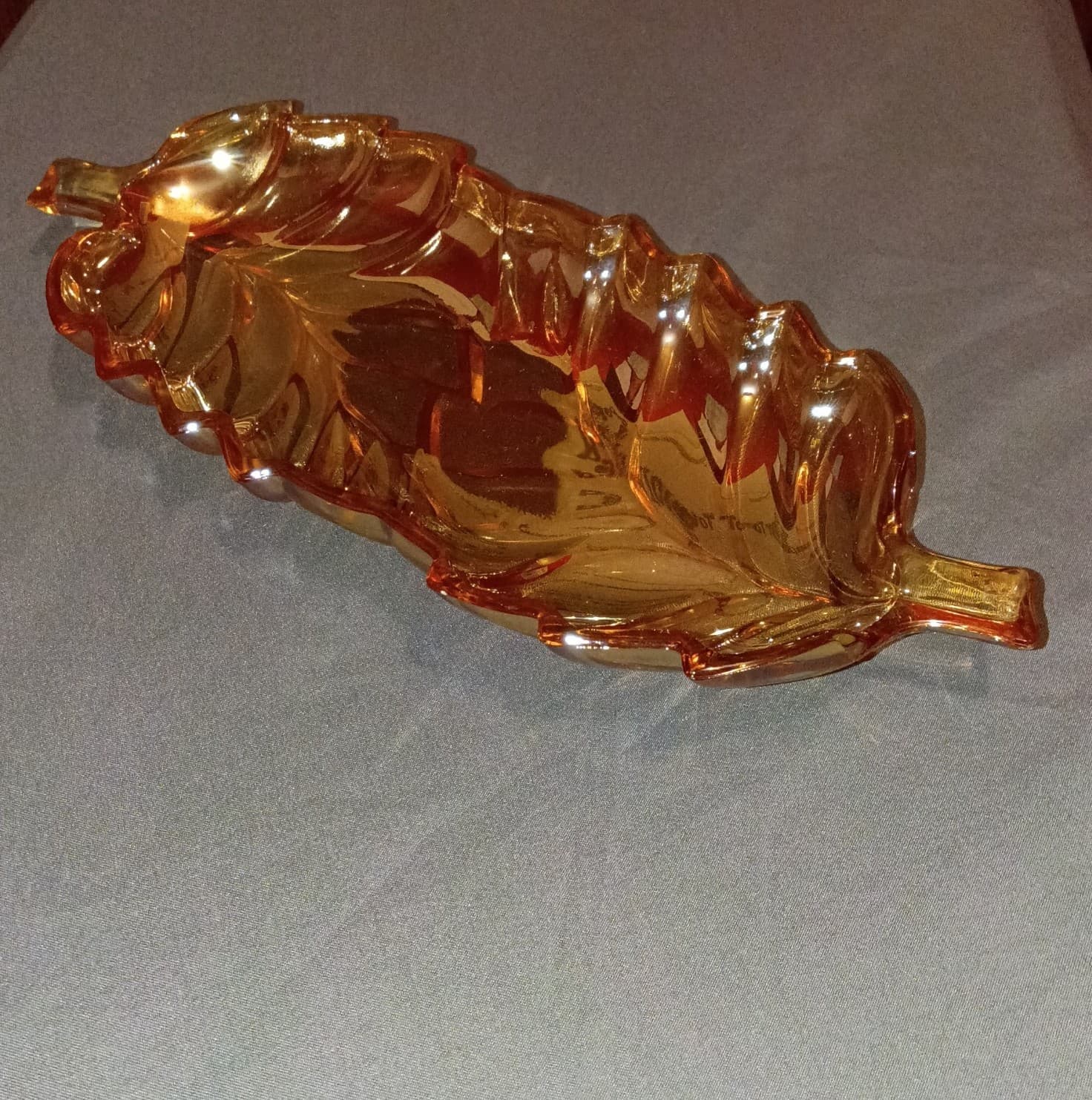 Glass leaf candy dish