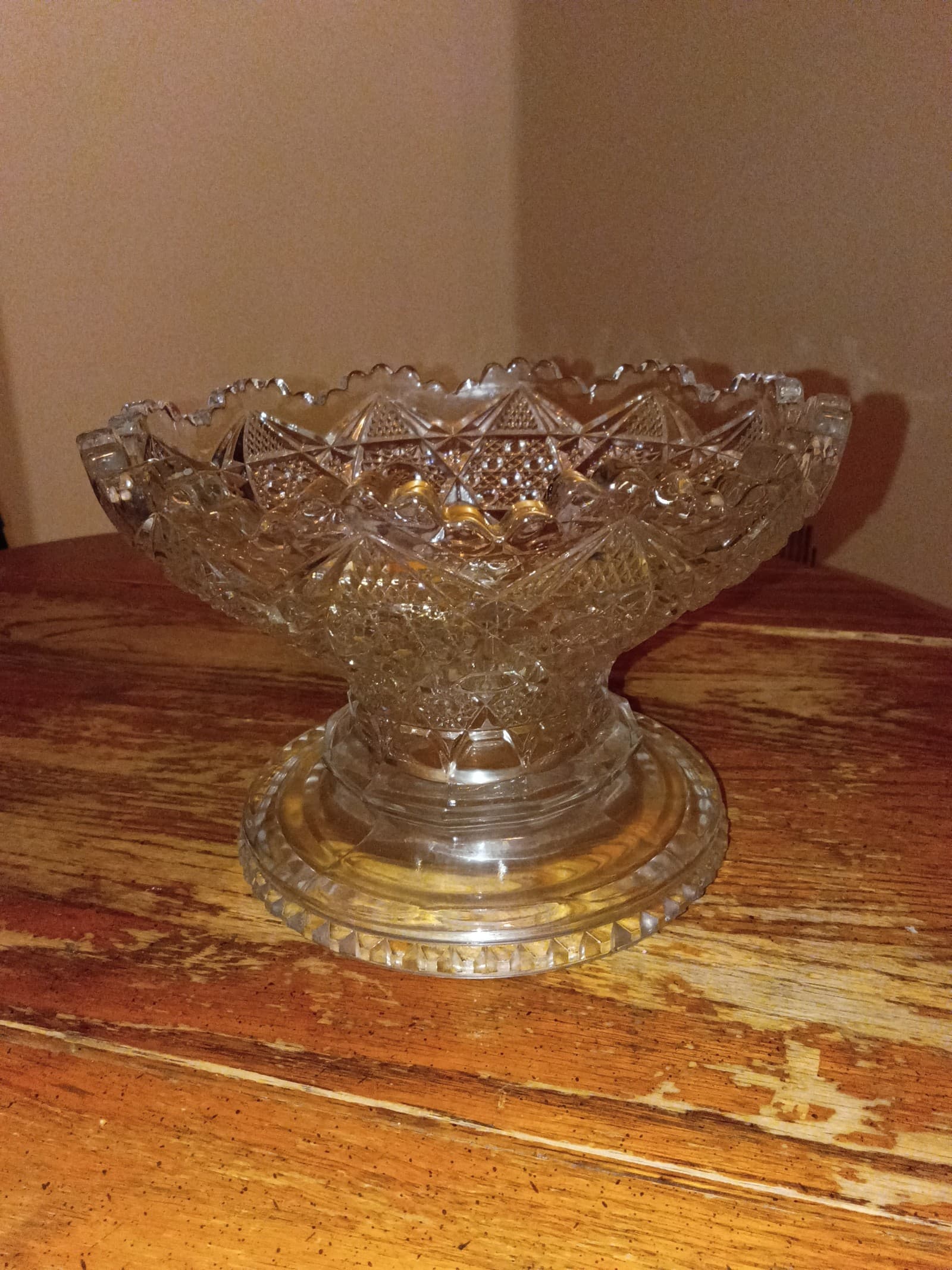 Vintage Glass crystal fruit dish