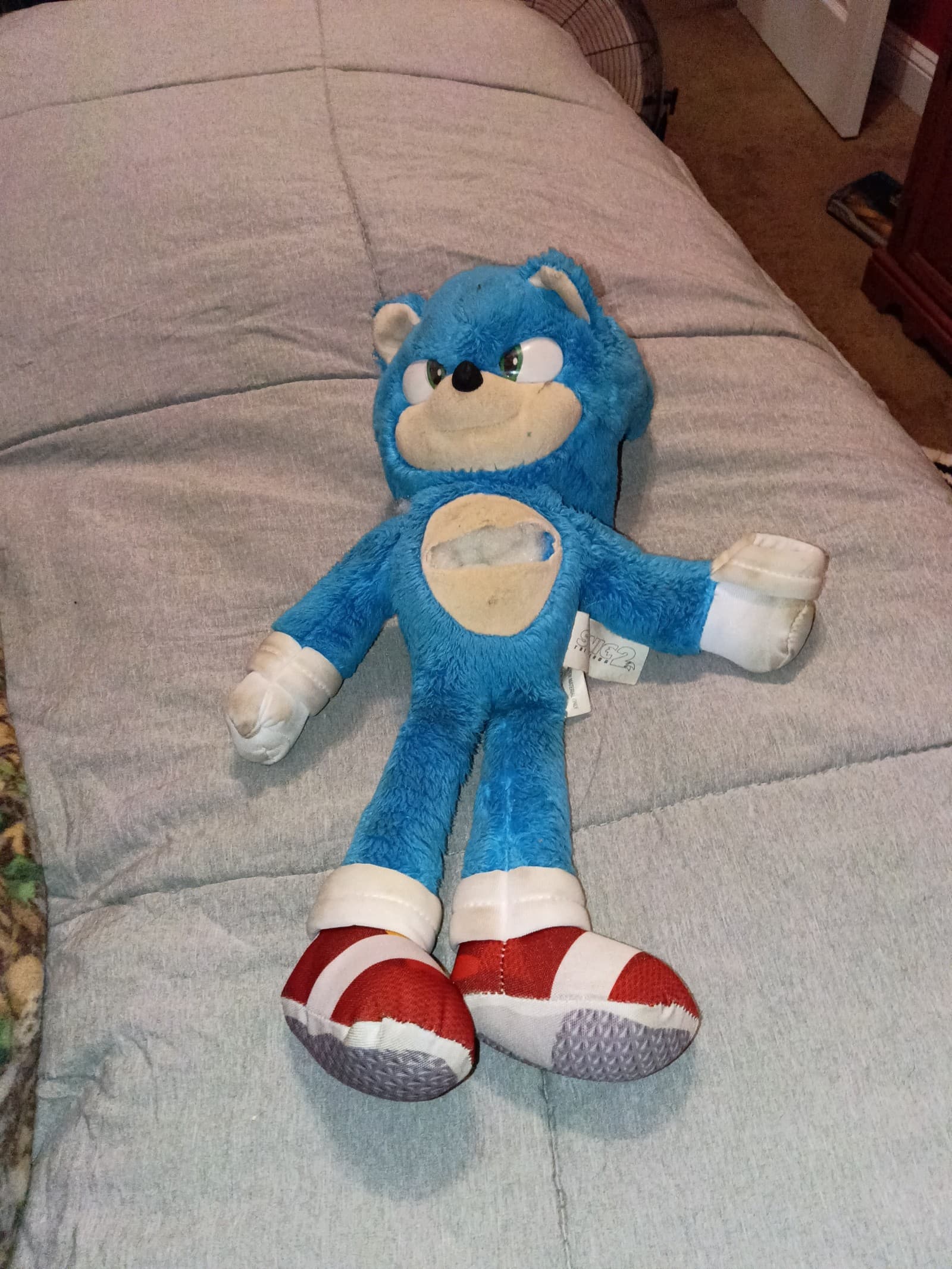 Sonic the hedge hog 2 has a rip but can be fixed if you know how to stitch it up