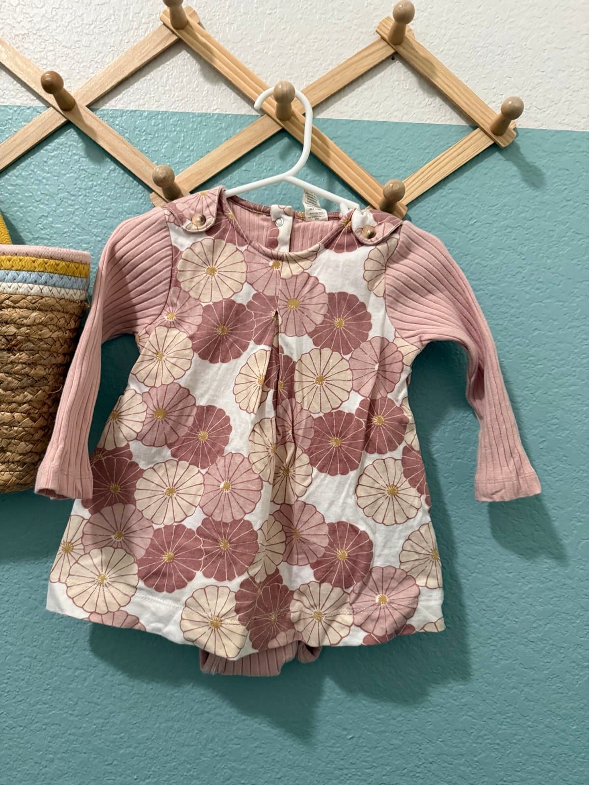Kate Quinn button tab dress