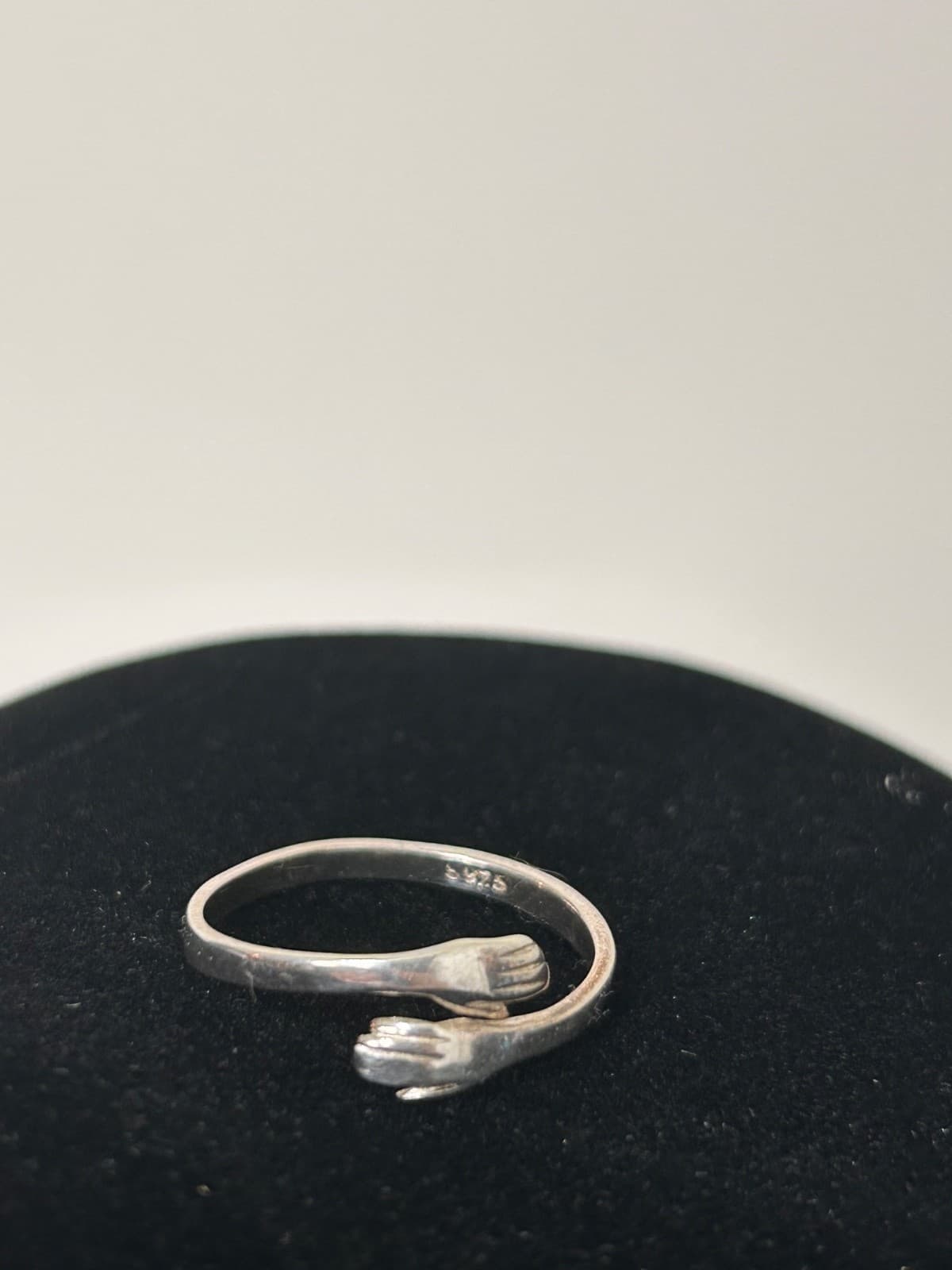 Estate 925 Sterling Silver Hamsa Arms Hands Hug Hugging Bypass Ring