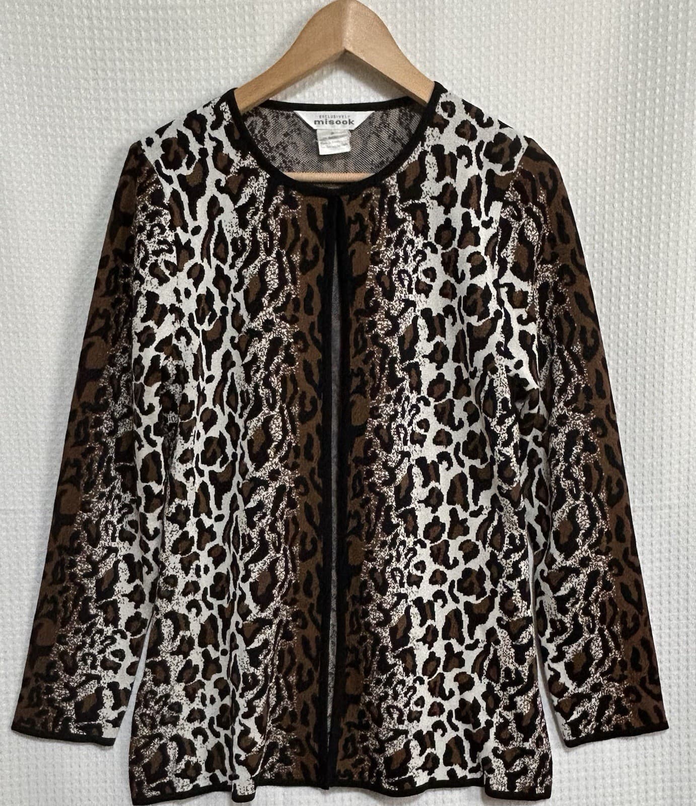 MISOOK Leopard Print Knit Clasp Front Cardigan Jacket Classic Chic SMALL EUC g