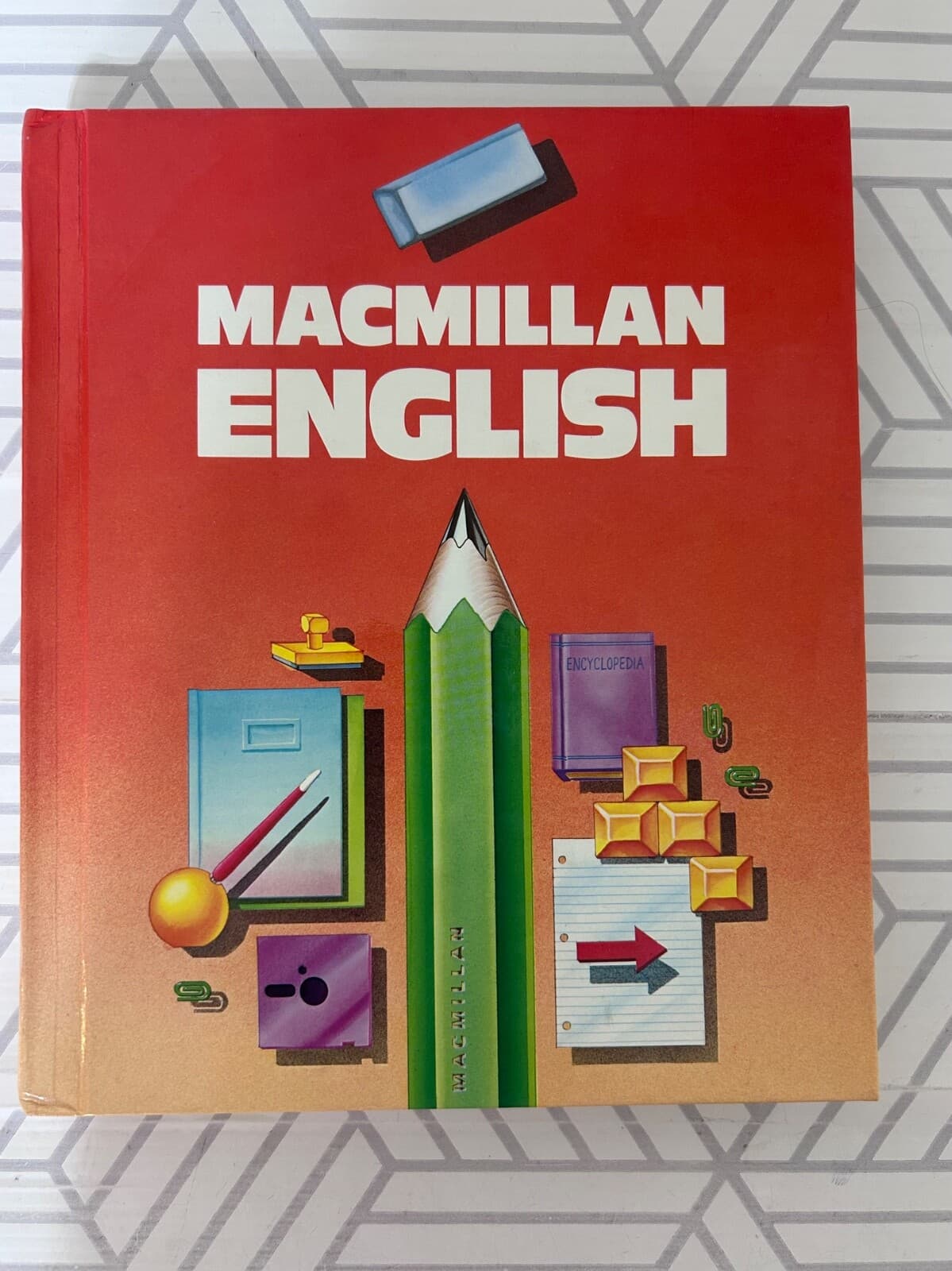 MACMILLAN ENGLISH GRADE 6 (TX BK) By Tina Thoburn - Hardcover