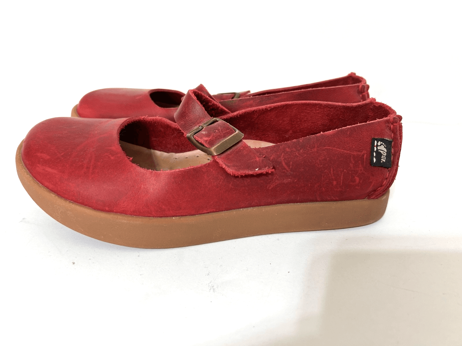 Yogi Womens size 7 Shoes Sharpe Leather Scarlet Red Mary Janes