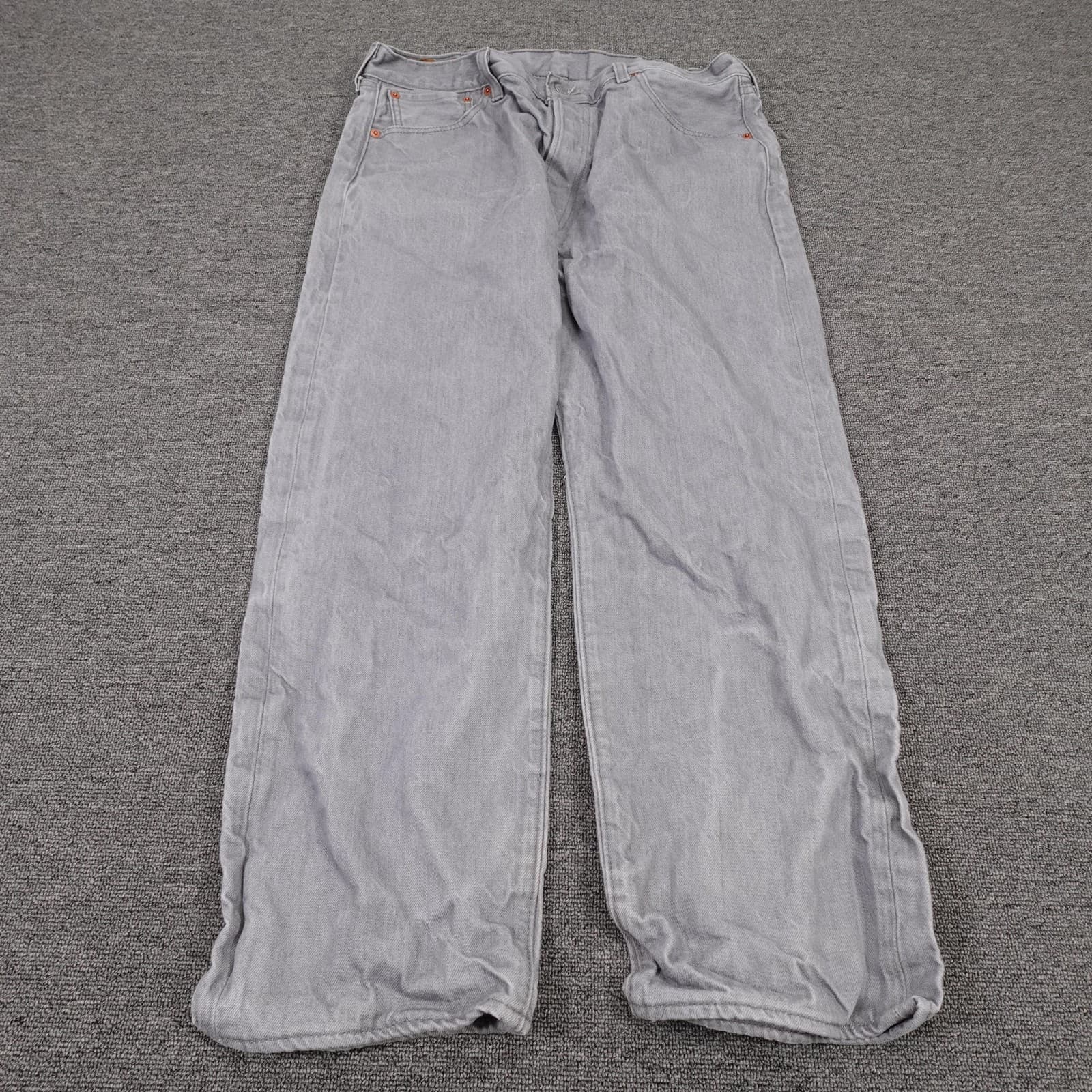 Levi's 501 Jeans Mens 34x28 Gray Light Wash Regular Straight Denim Pants
