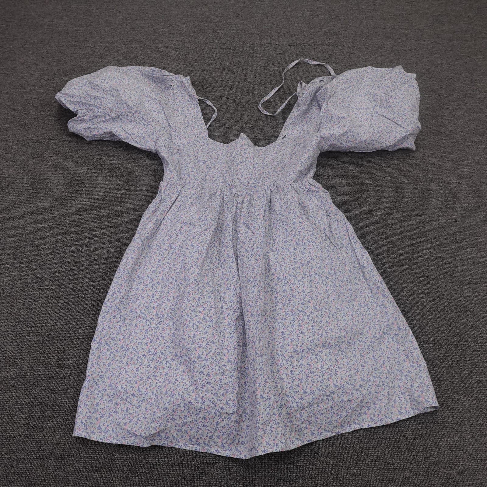 MABLE Dress Womens Medium Blue Floral Puff Sleeve Sweetheart Sundress Smocked