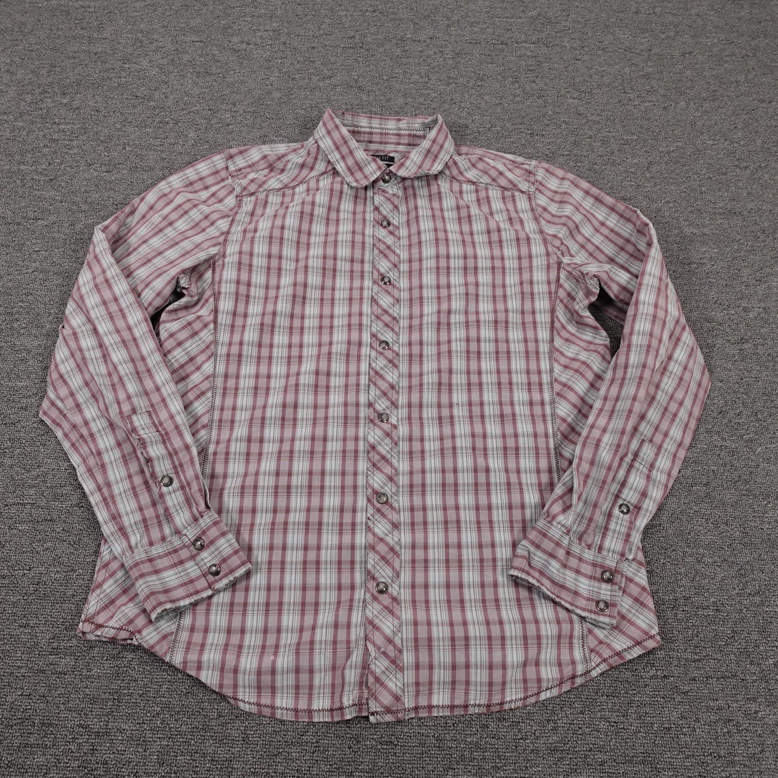 PrAna Shirt Mens Medium Red Plaid Long Sleeve Snap Front Slim Fit Casual