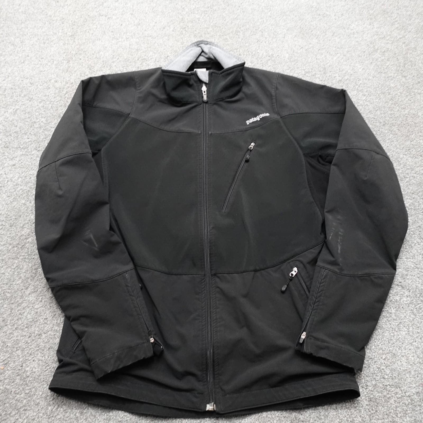 Patagonia Jacket Mens Medium Black Softshell Full Zip Stretch Outdoor Hiking