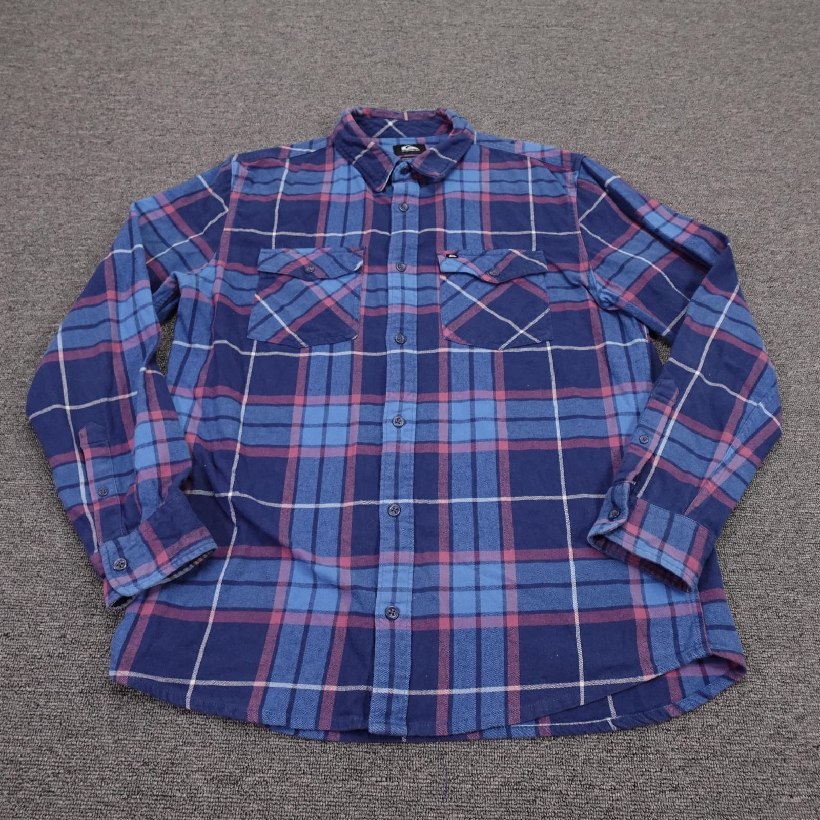 Quiksilver Shirt Mens Medium Blue Plaid Flannel Long Sleeve Button Up Casual