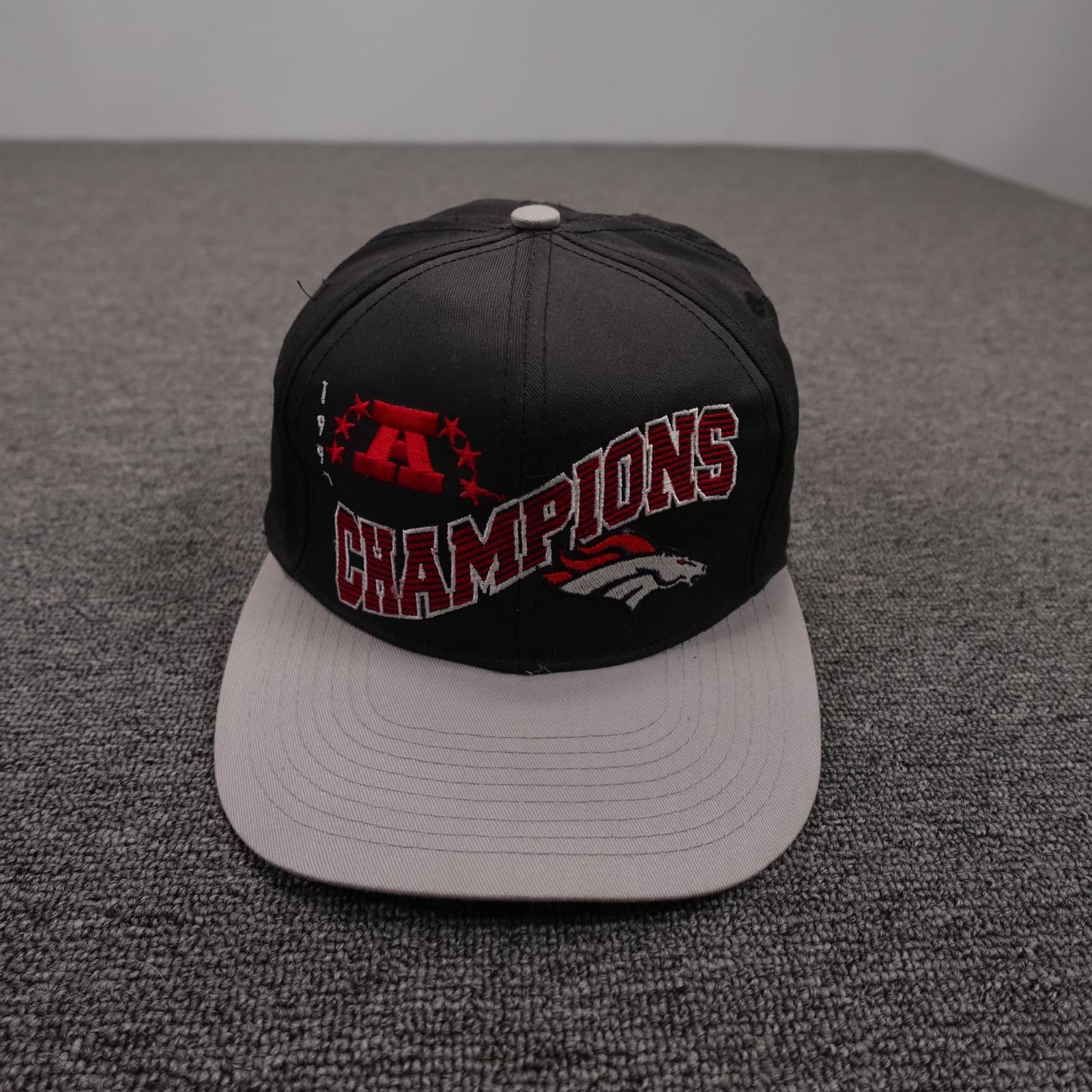 Vintage Denver Broncos Hat Cap Snap Back Mens One Size Black NFL Drew Pearson