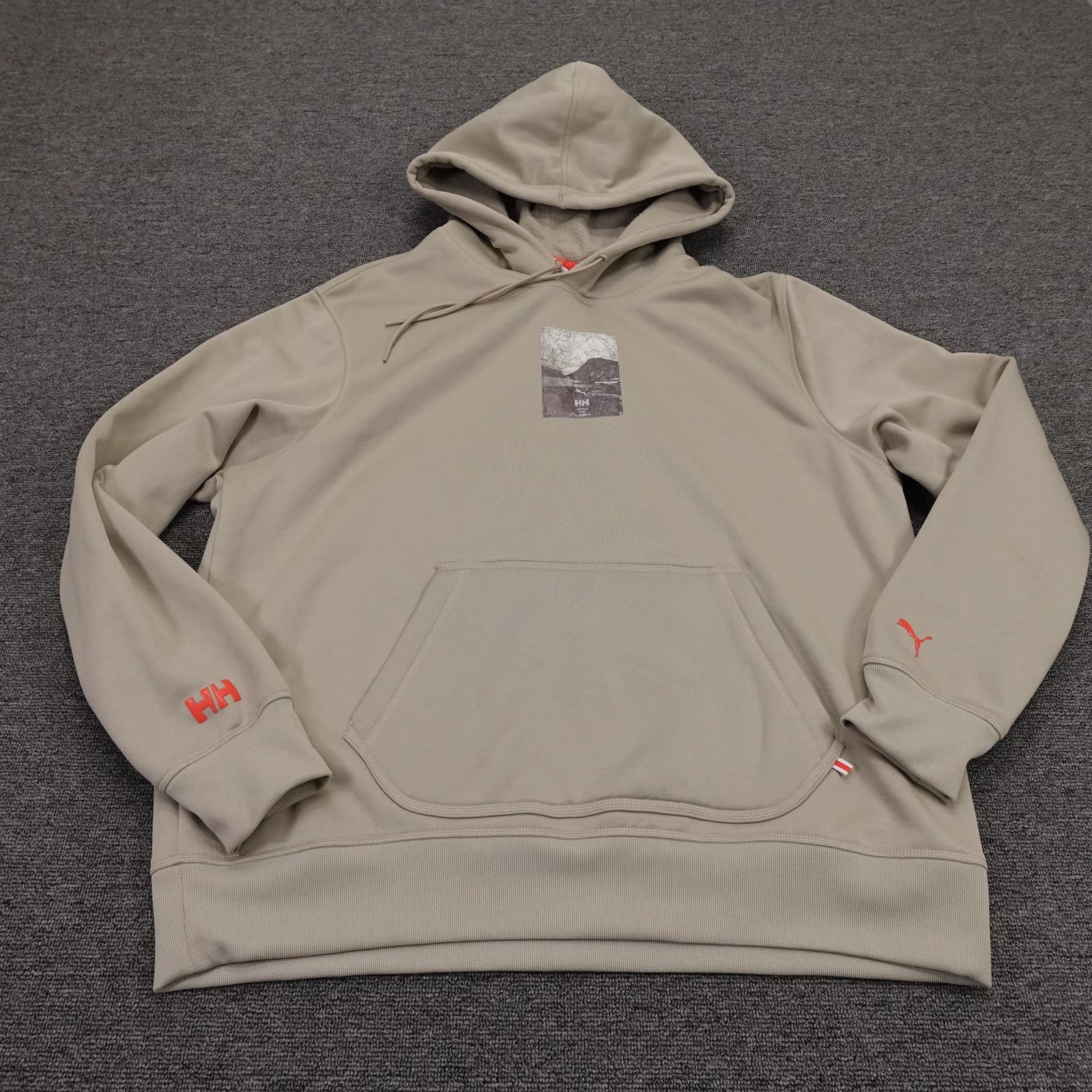 Puma X Helly Hansen Hoodie Mens Large Beige Sherpa Fleece Pullover Graphic