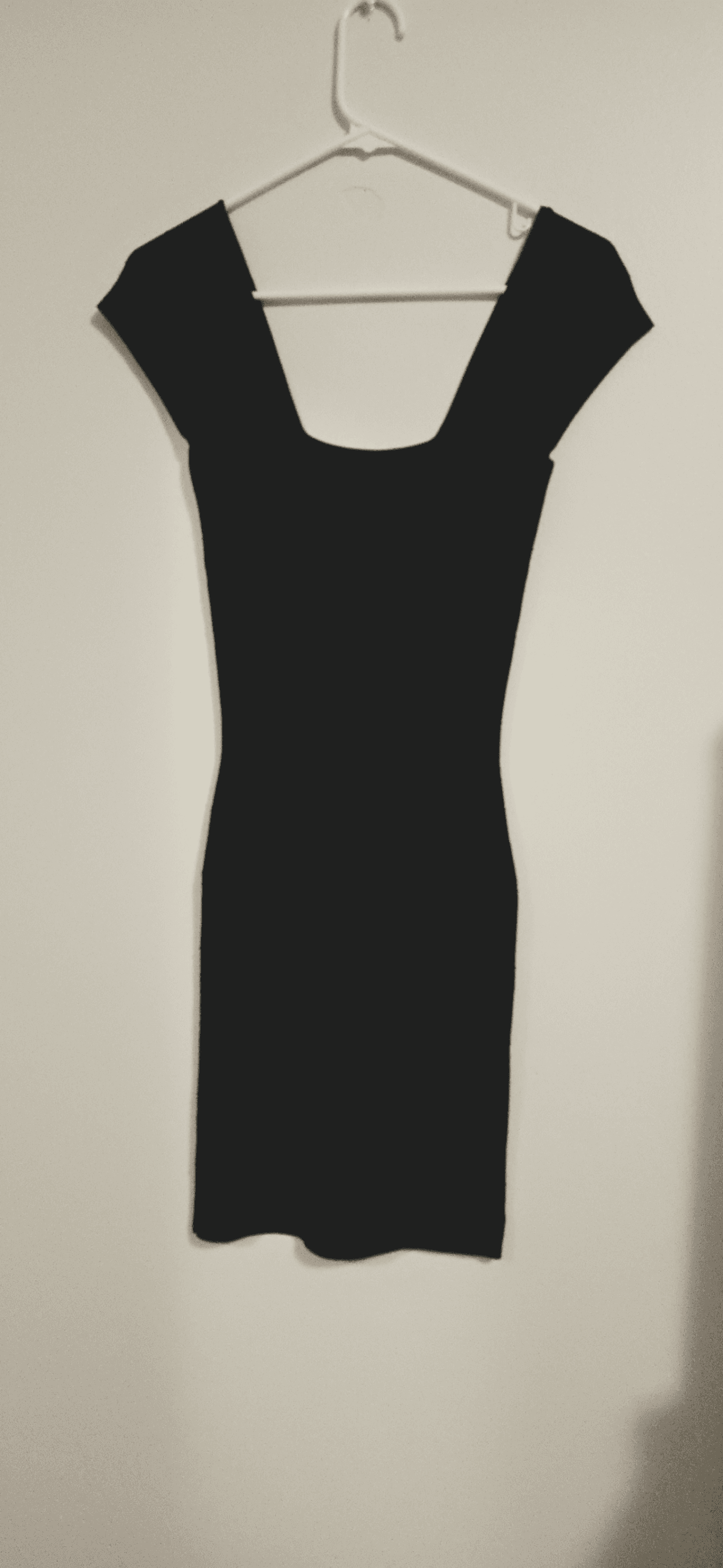 Max Studio Black Cap Sleeve Bodycon Dress Small