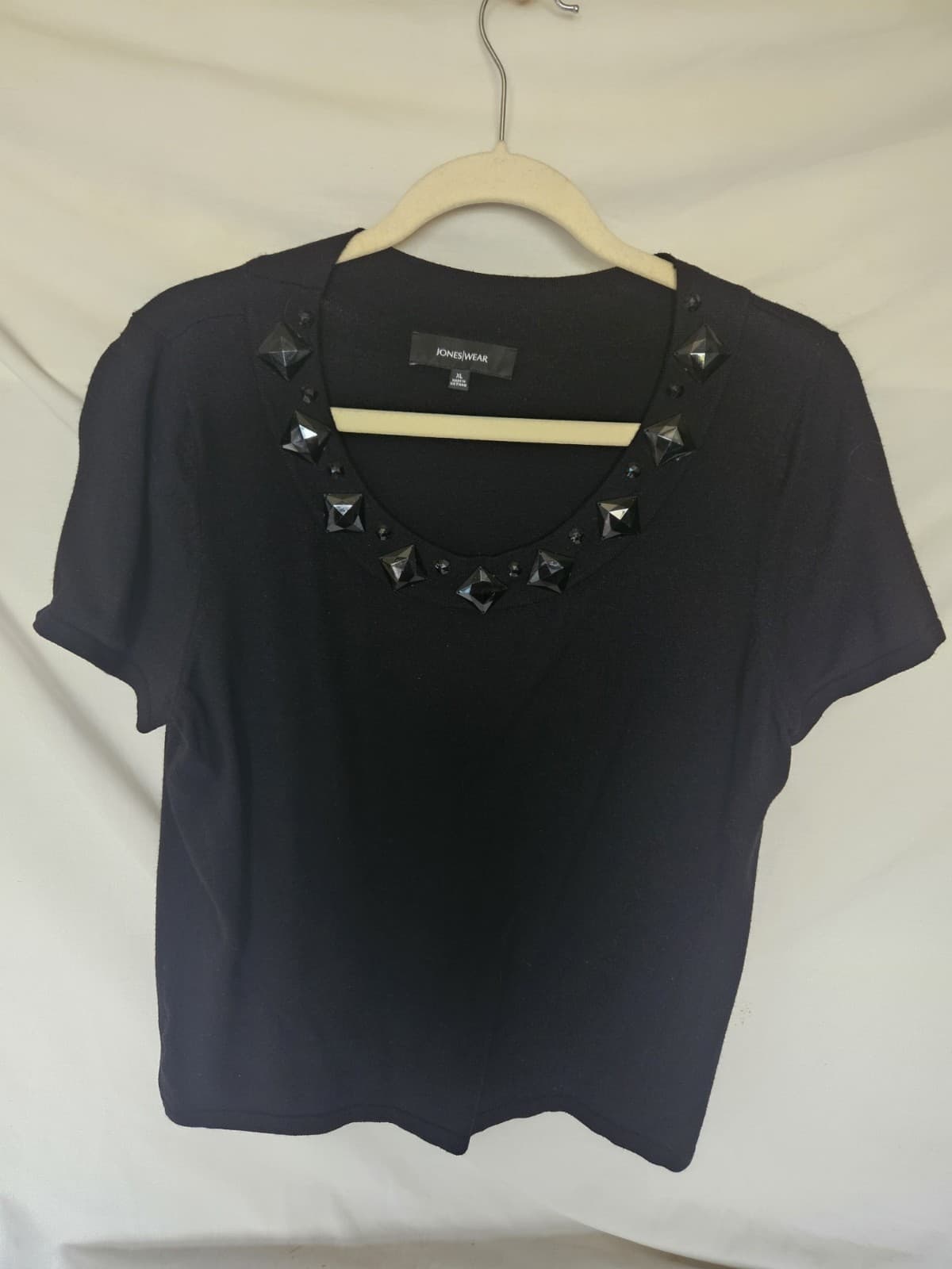 Jones Wear XL Black Pullover Sweater Shirt Top S/s with Gemstones