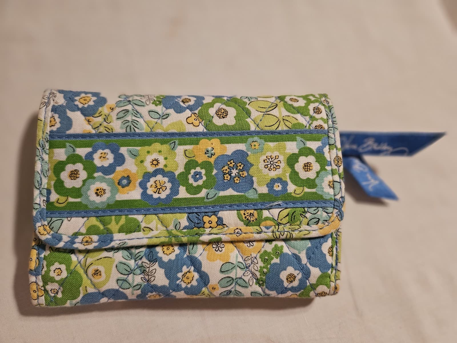 EUC Vera Bradley "English Meadow" Yellow & Blue Floral Trifold Quilted Wallet