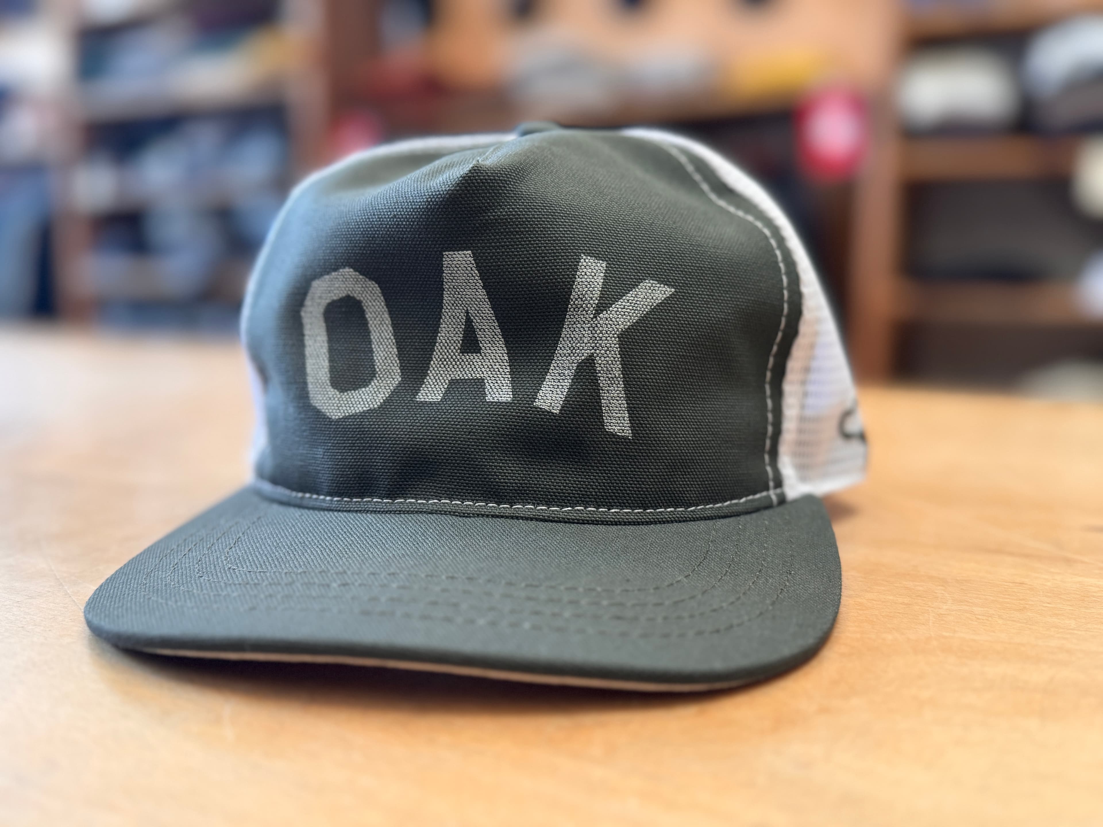OAK Trucker - Regular