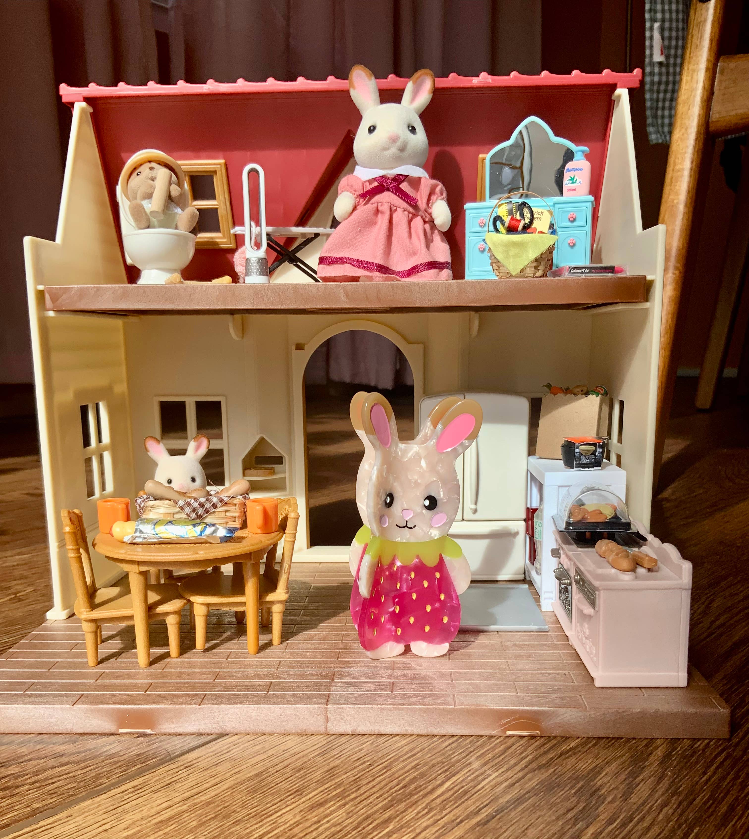 strawbunny critter hair claw - Regular