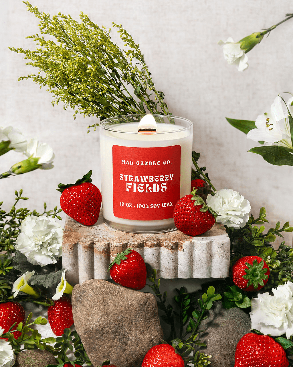 strawberry fields forever candle - Regular
