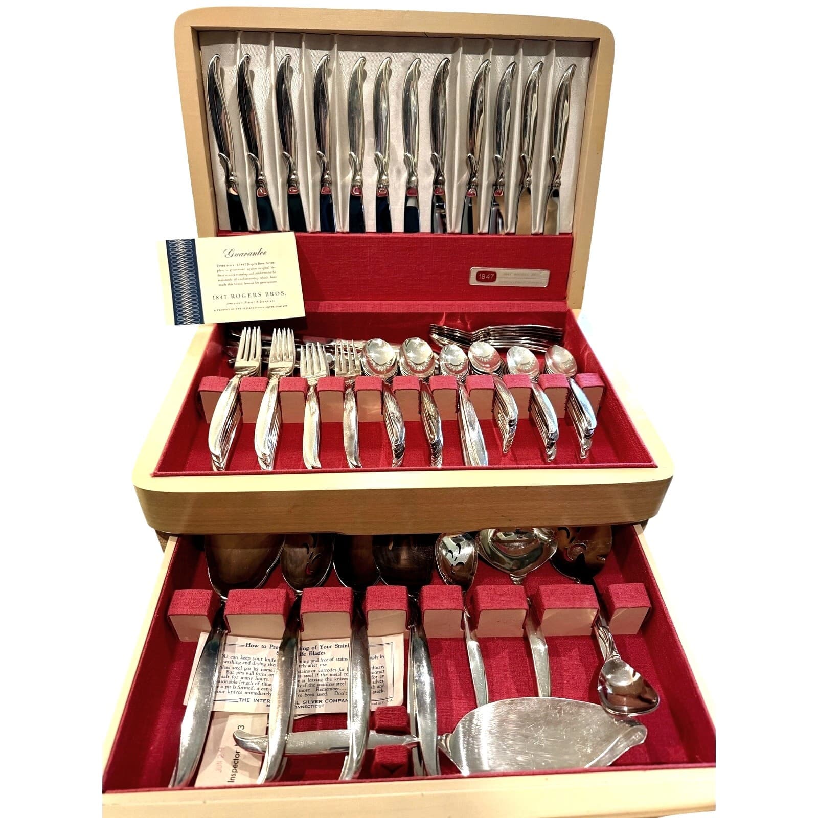1847 MCM Rogers Bros 'Flair' 121-PC Silverplate Place Settings-Service for 16