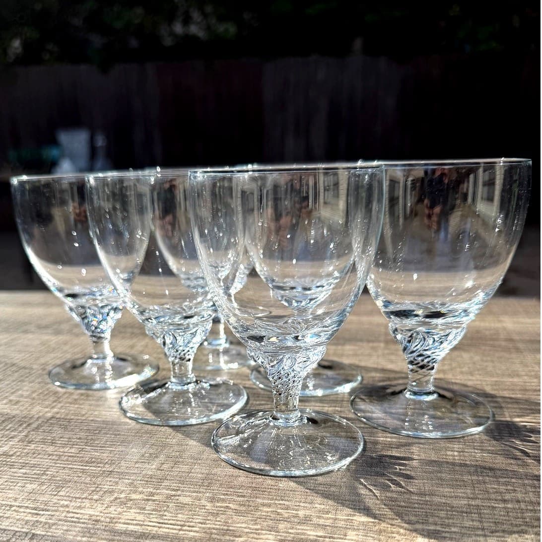 Clear Wine Glasses Swirl Base Goblets 4.25” Elegant Vintage Barware-Set of 6