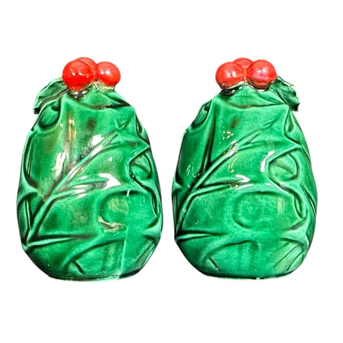 Lefton Holly Berry Vintage Salt and Pepper Shaker Set-Rare!
