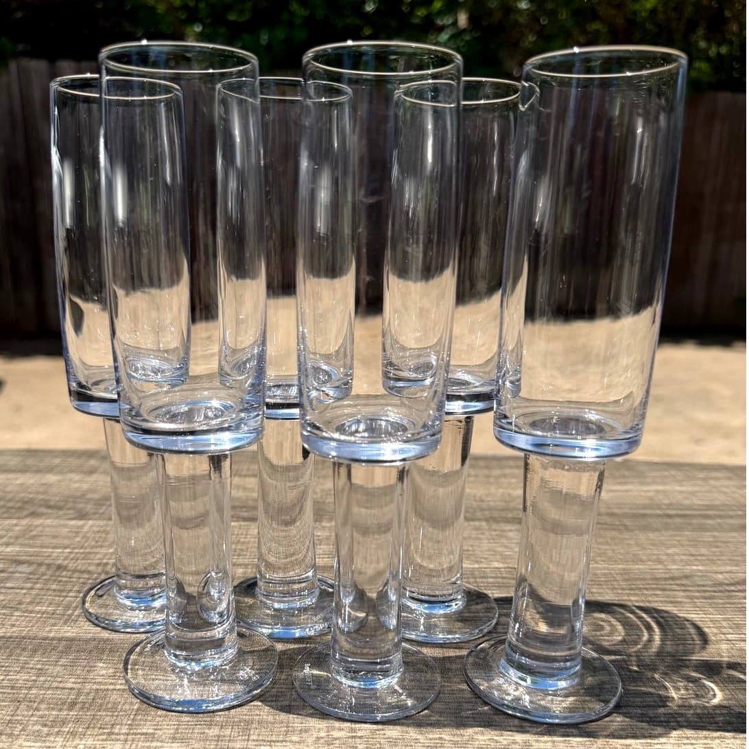 BergHOFF Modern Champagne Flutes Set 6 Clear Cylindrical Stemware Glasses
