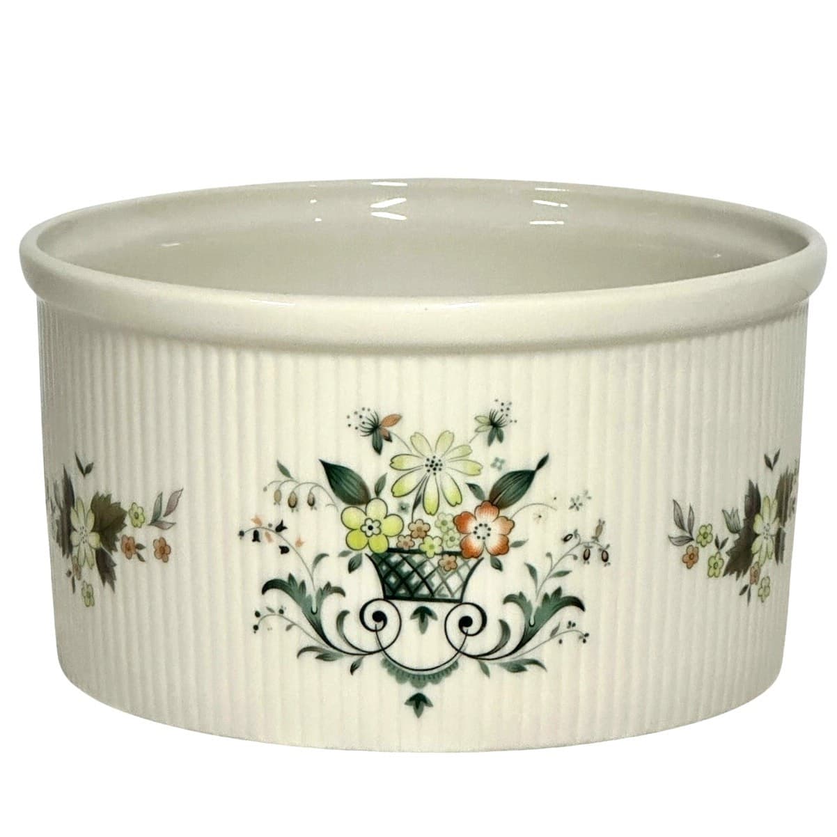 Royal Doulton England 'Provencal' Retired 1967-1997 Ribbed 6" Round Souffle Dish