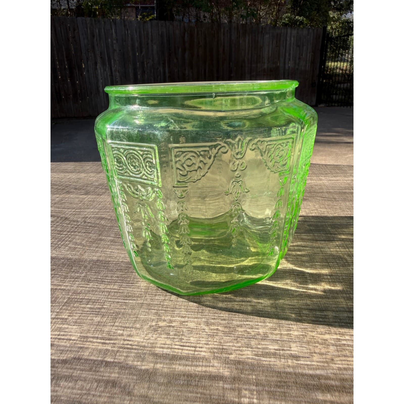Anchor Hocking Vintage 1930s Green Princess Uranium 6-Inch Cookie Jar-No Lid
