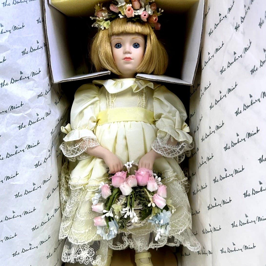 The Danbury Mint Vintage Princess Diana's Royal Wedding 12" Flower Girl Doll