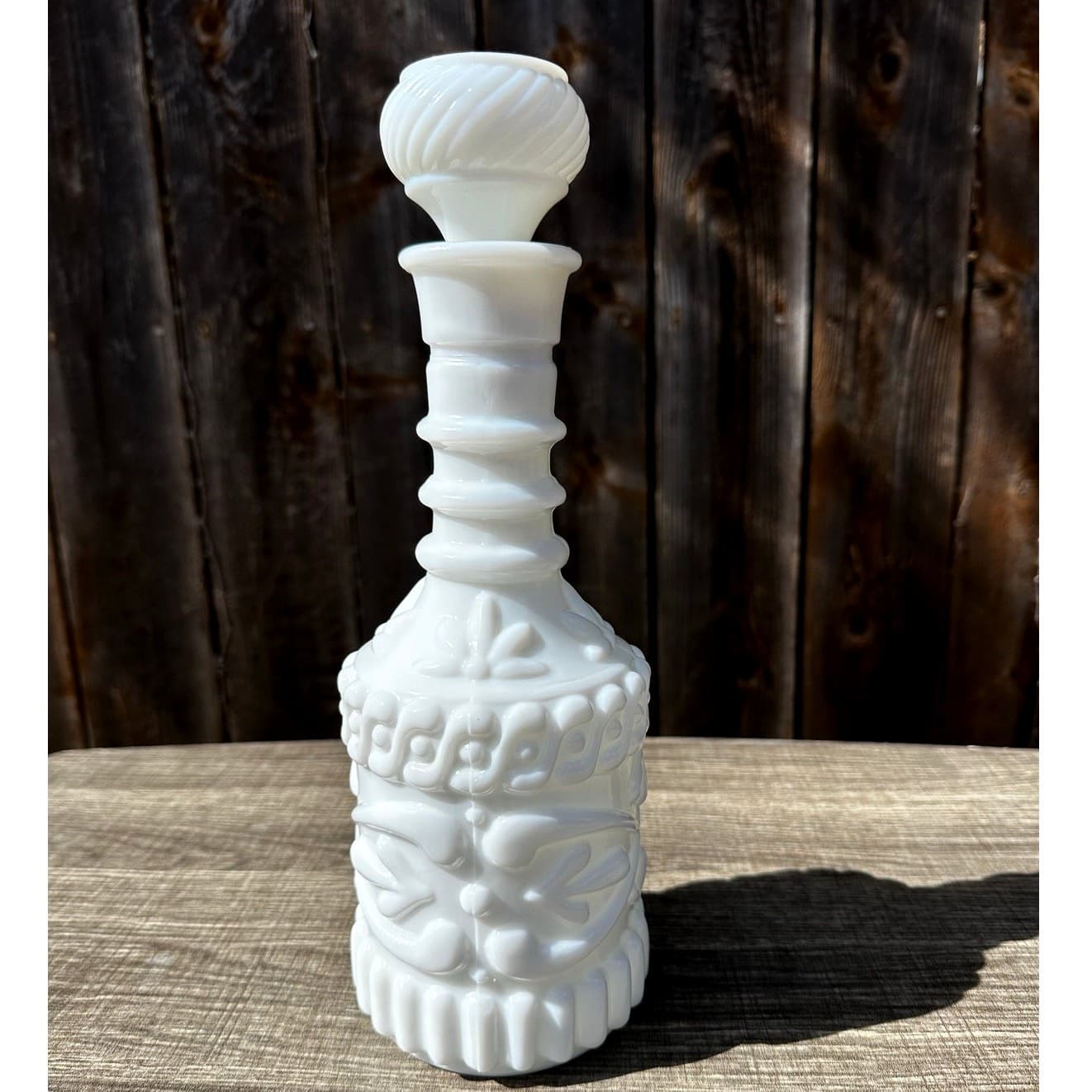 Jim Beam Vintage 1969 Milk Glass Empty Decanter Bottle KY DRB-230