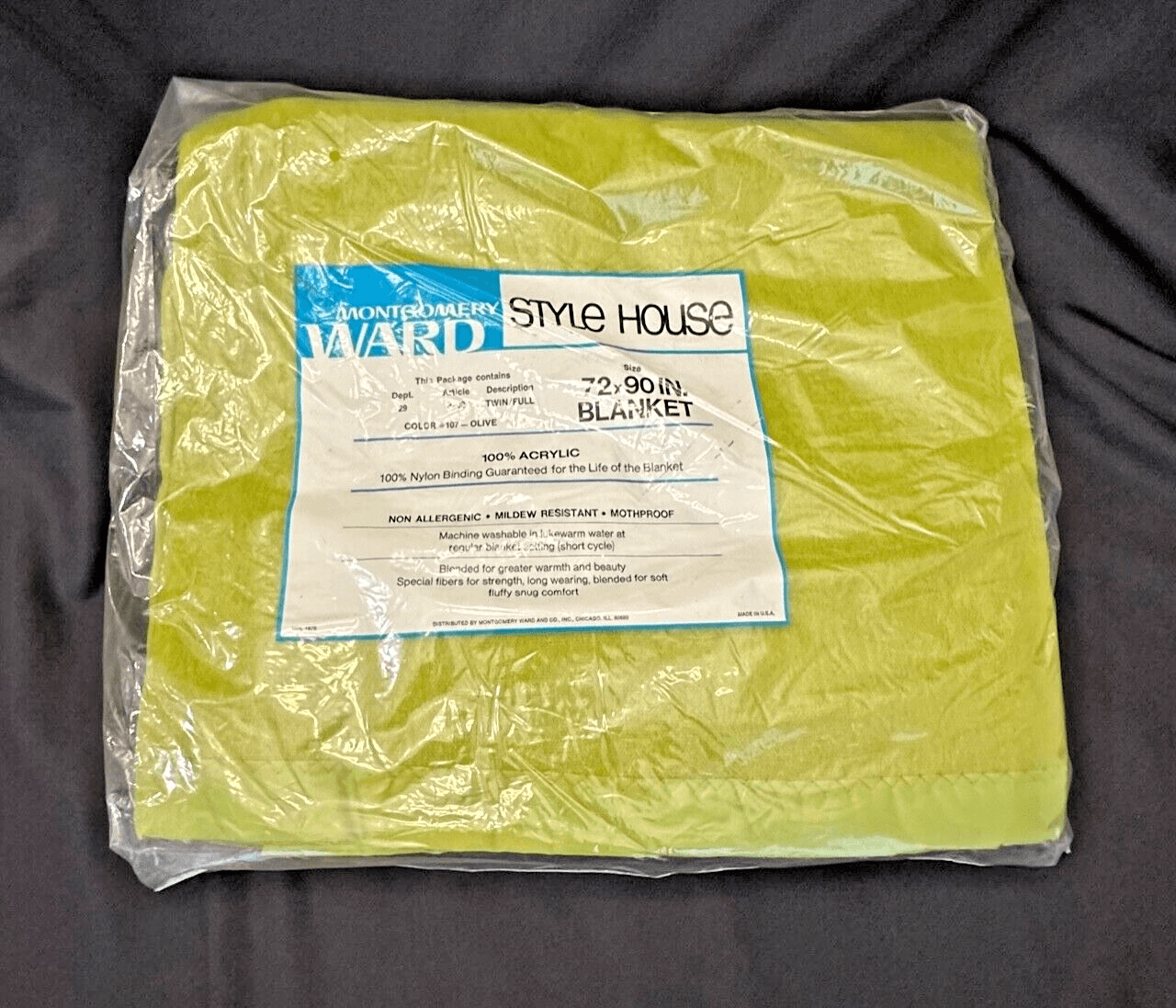 Vintage Montgomery Ward Style House Green Twin/Full Blanket-Original Packaging