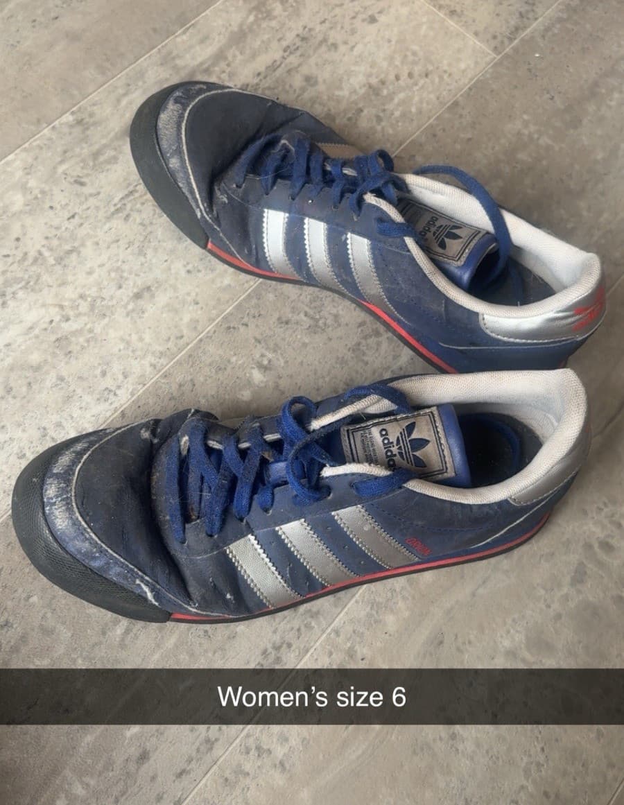 adidas Women's Athletic Sneaker Blue Low Top Lace-Up w/ Logo Accents
