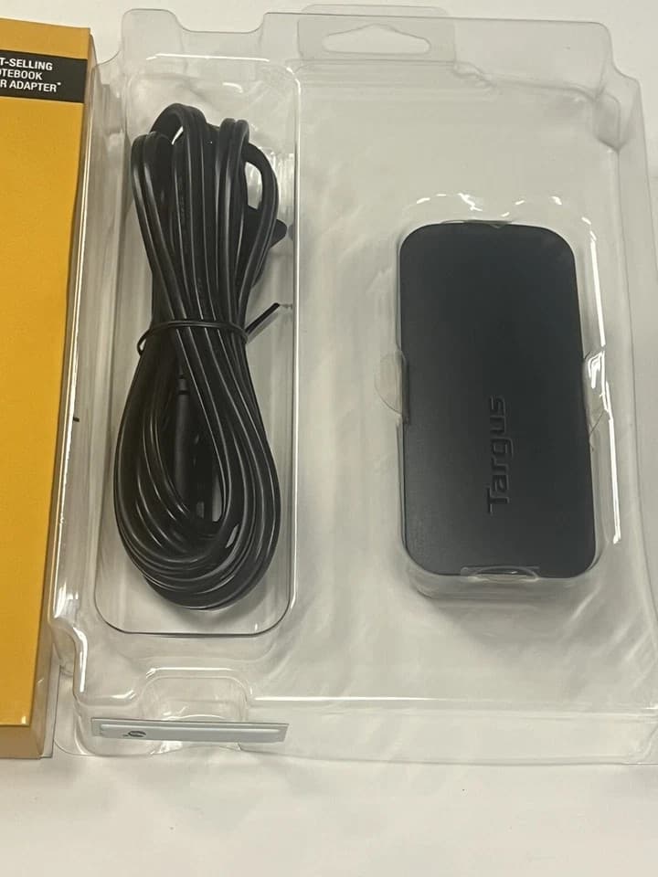 TARGUS Computer Netbook Laptop Universal Charger APA72US 45W AC Brand New