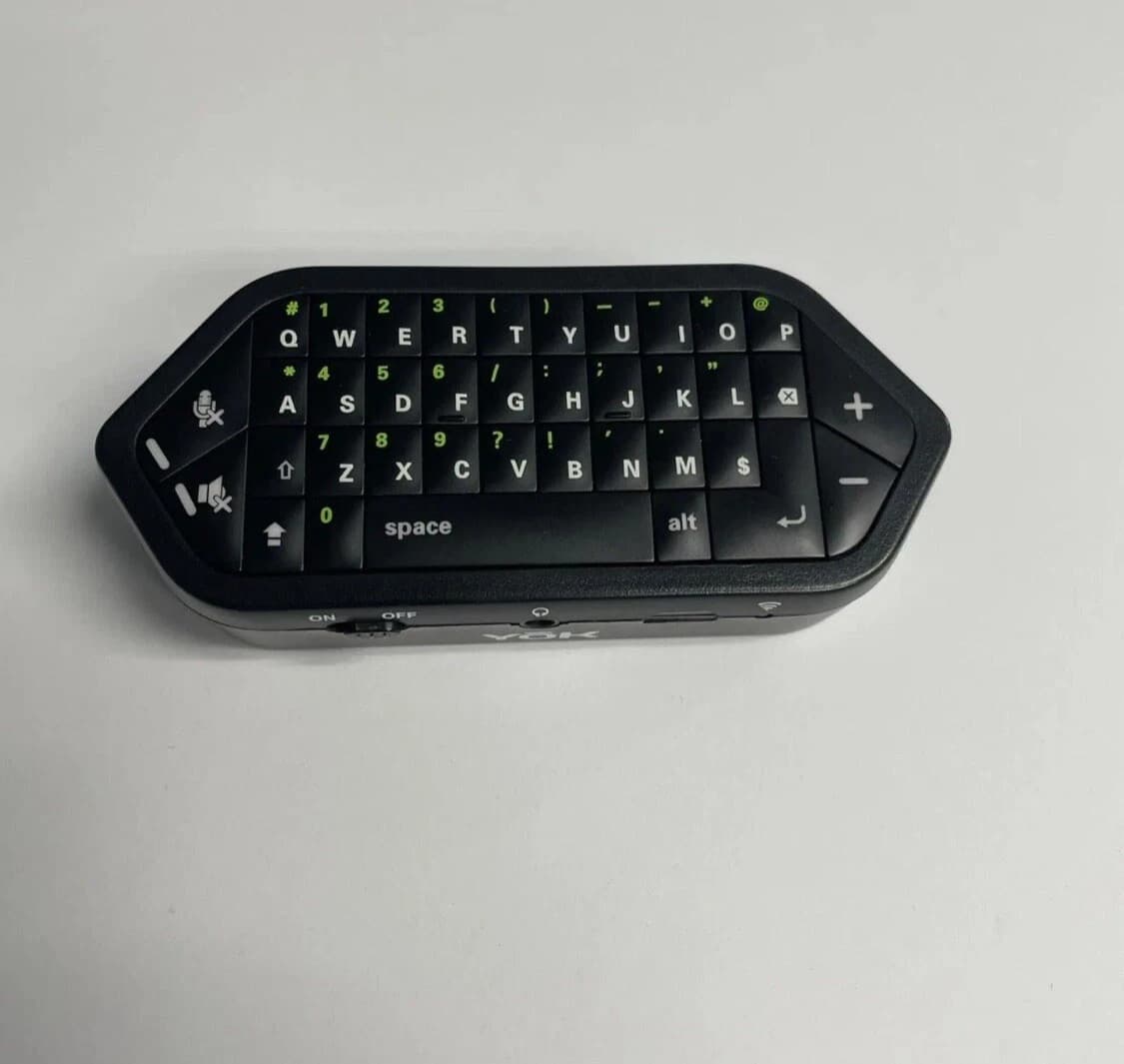 YOK Xbox One Controller Bluetooth Chat Pad Keyboard EB619. NO USB Receiver