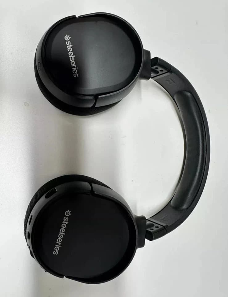 SteelSeries Arctis 1 Wireless USB-C Gaming Headset for Xbox PC Switch