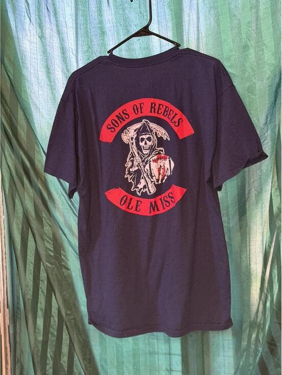Hanes Tagless Navy Blue 'Sons of Rebels Ole Miss' Graphic Tâ