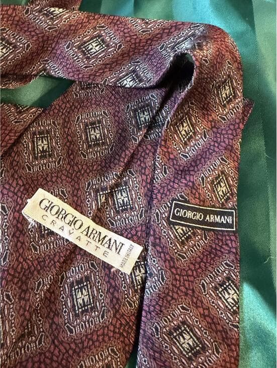 Giorgio Armani Burgundy Patterned Silk Tie