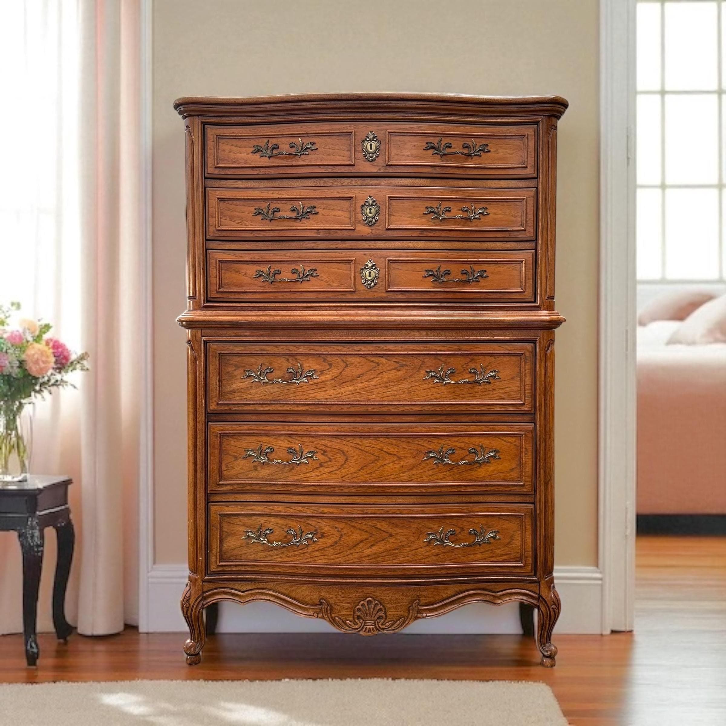 SOLD Vintage Thomasville French Provincial Serpentine Dresser - Shabby Chic 6-Drawer Tallboy