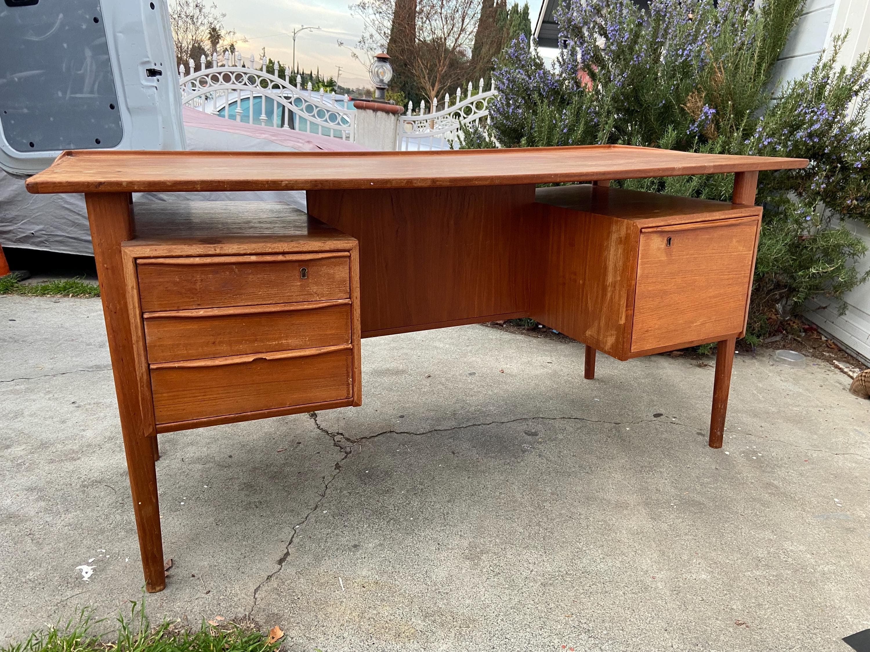 Vintage MCM Danish Teak Floating Desk by Peter Løvig Nielsen Needs Restoration - Image 1
