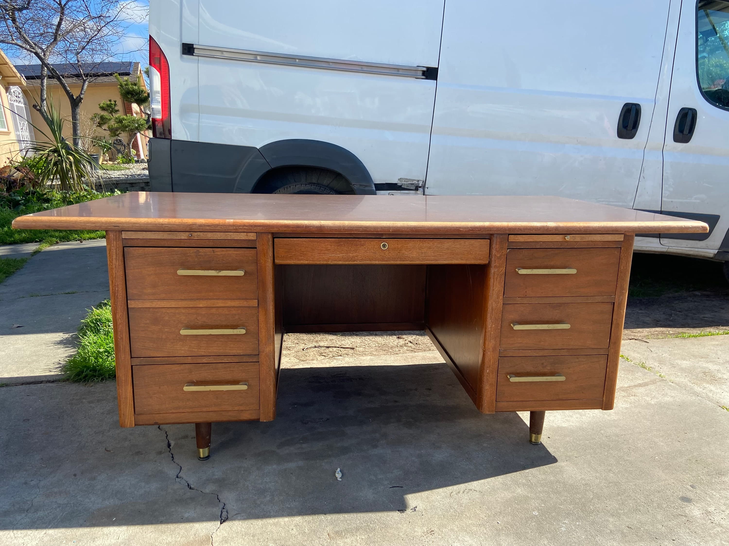 Vintage mid century modern executive desk - Image 1