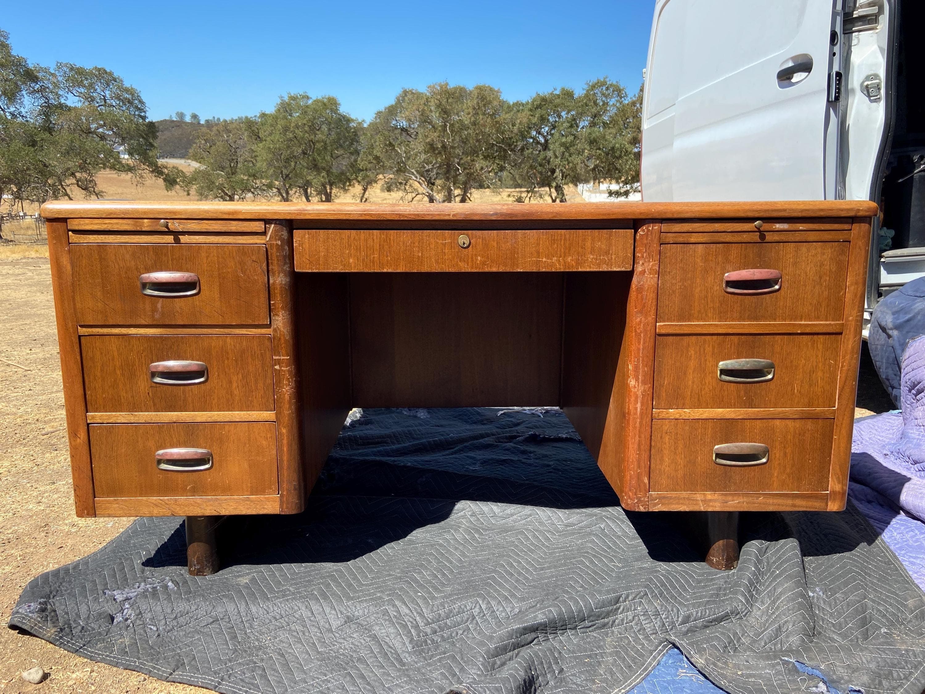 vintage mid century modern tanker desk needs refinishing - Image 1