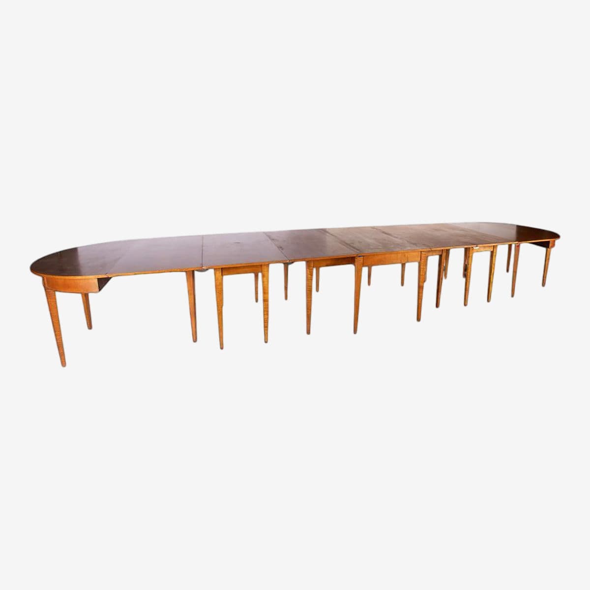 Monumental Quigley of Chicago Tiger Maple Banquet Table - Adjustable to 17.5' - French Directoire Style, Mid 20th Century - Image 1