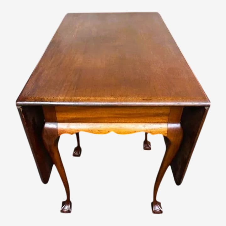 Antique English Style Mahogany Gate Leg Table - Made in Cambridge, Massachusetts Early 20th Century